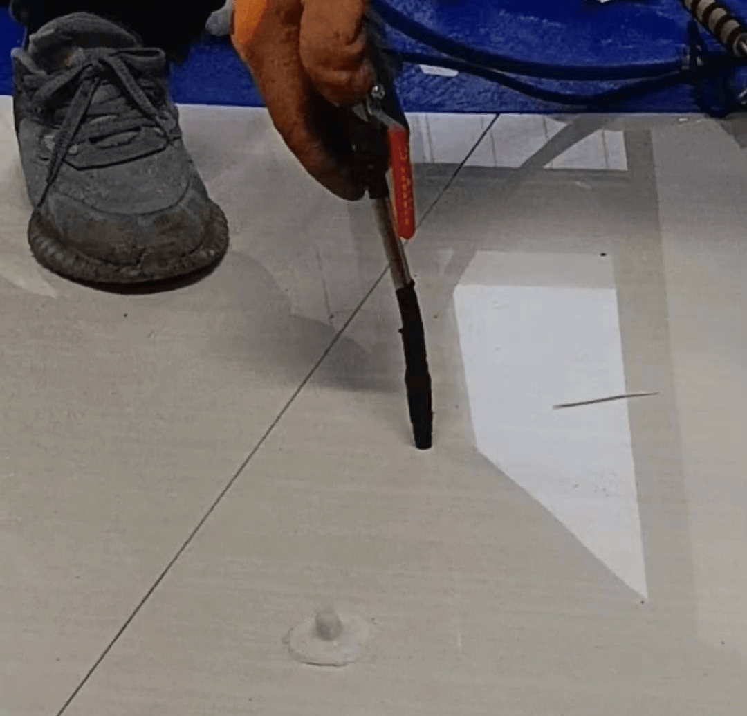 瓷砖空鼓补救方法视频(瓷砖空鼓补救方法视频教程)